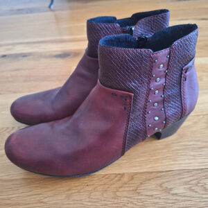 Rieker Leather Colt Zip Ankle Boots Womens 10 EU 42 Red Wine Burgundy Rodeo